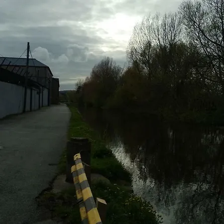 Townhouse 4 Barrow Lane * Carlow
