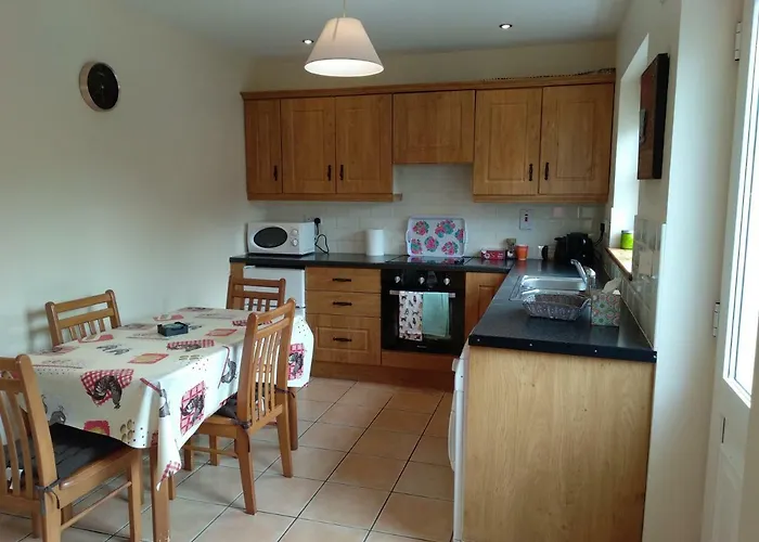 Townhouse 4 Barrow Lane * 卡洛