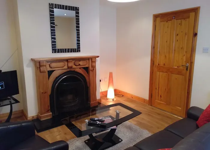 Townhouse 4 Barrow Lane *