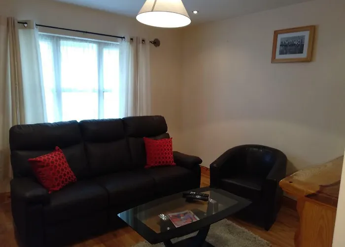 Townhouse 4 Barrow Lane *